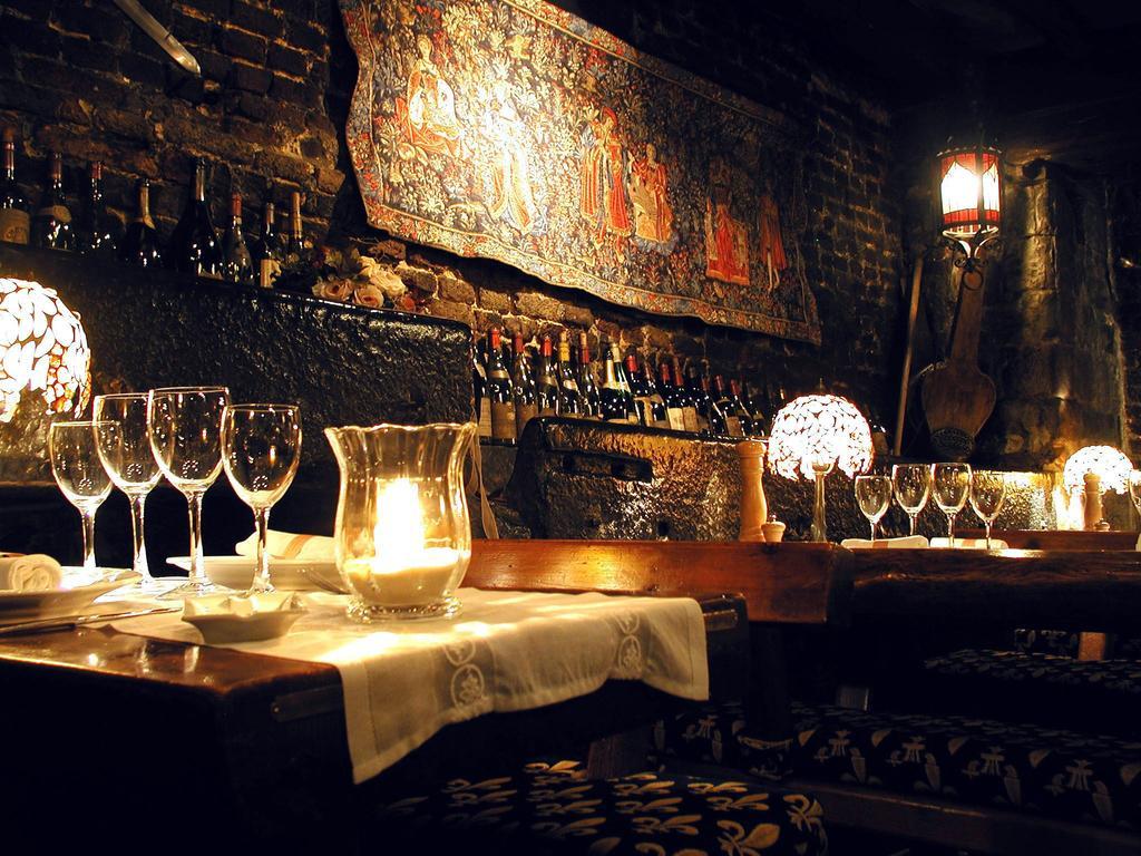 Auberge Du Bon Fermier Valenciennes Eksteriør billede