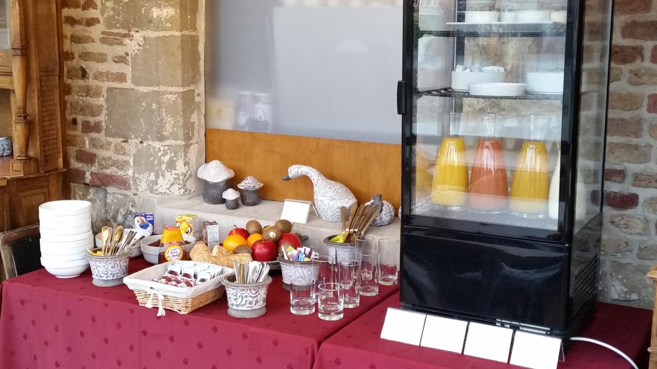 Auberge Du Bon Fermier Valenciennes Eksteriør billede