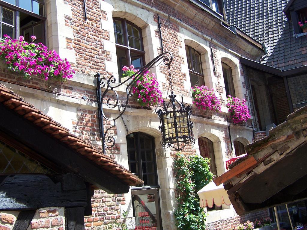 Auberge Du Bon Fermier Valenciennes Eksteriør billede